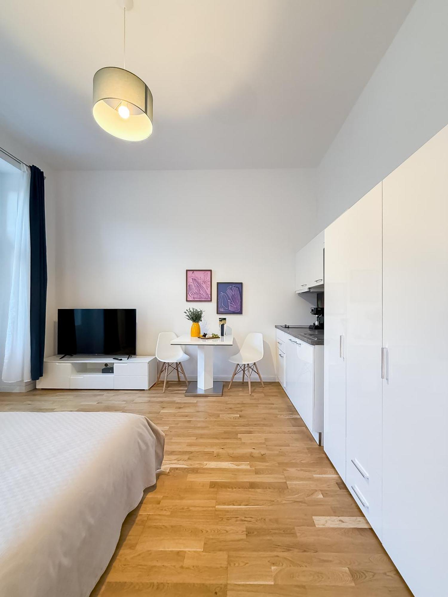 Turnkey I Wenceslas Square Apartments Praag Buitenkant foto