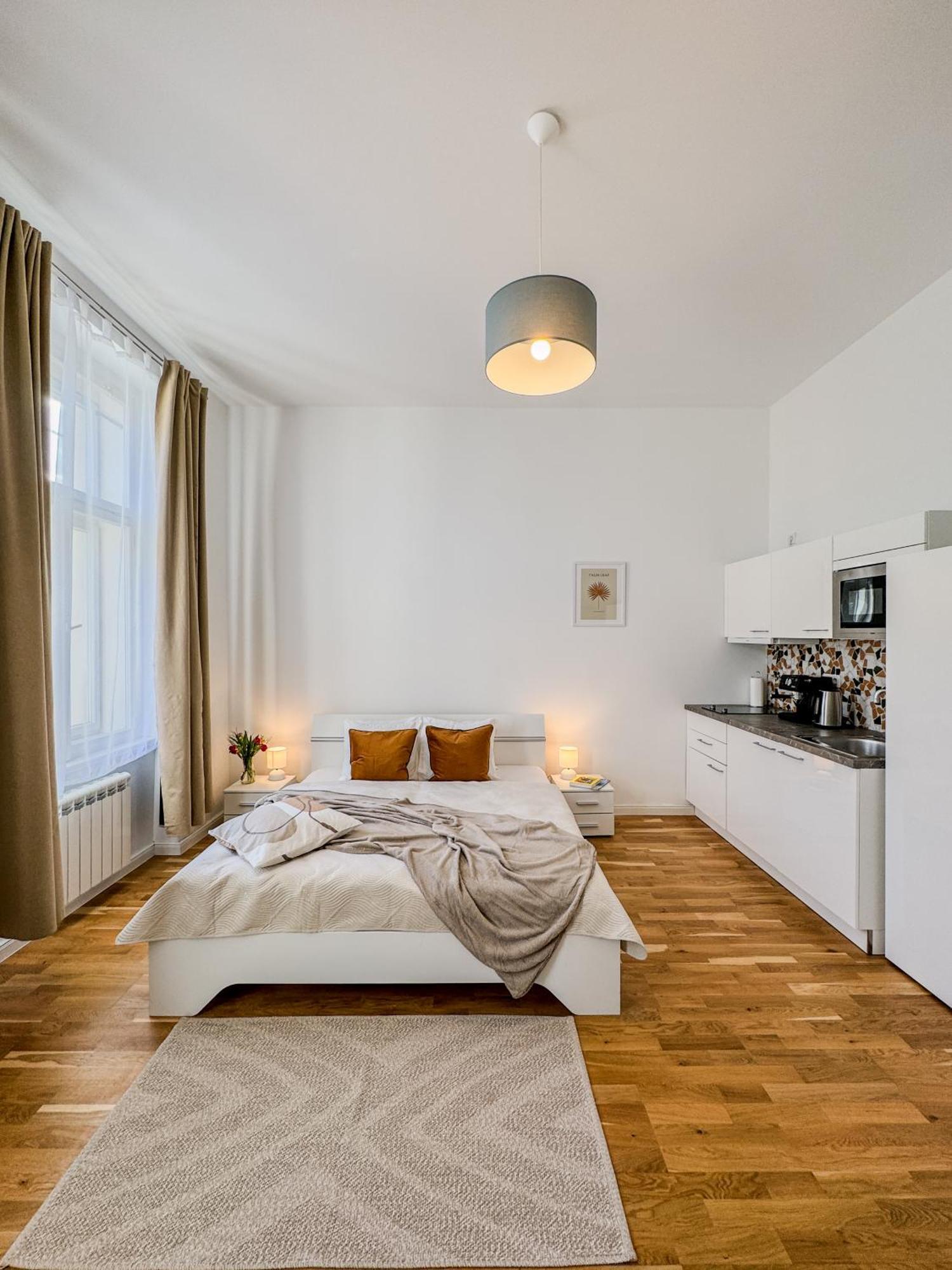 Turnkey I Wenceslas Square Apartments Praag Buitenkant foto