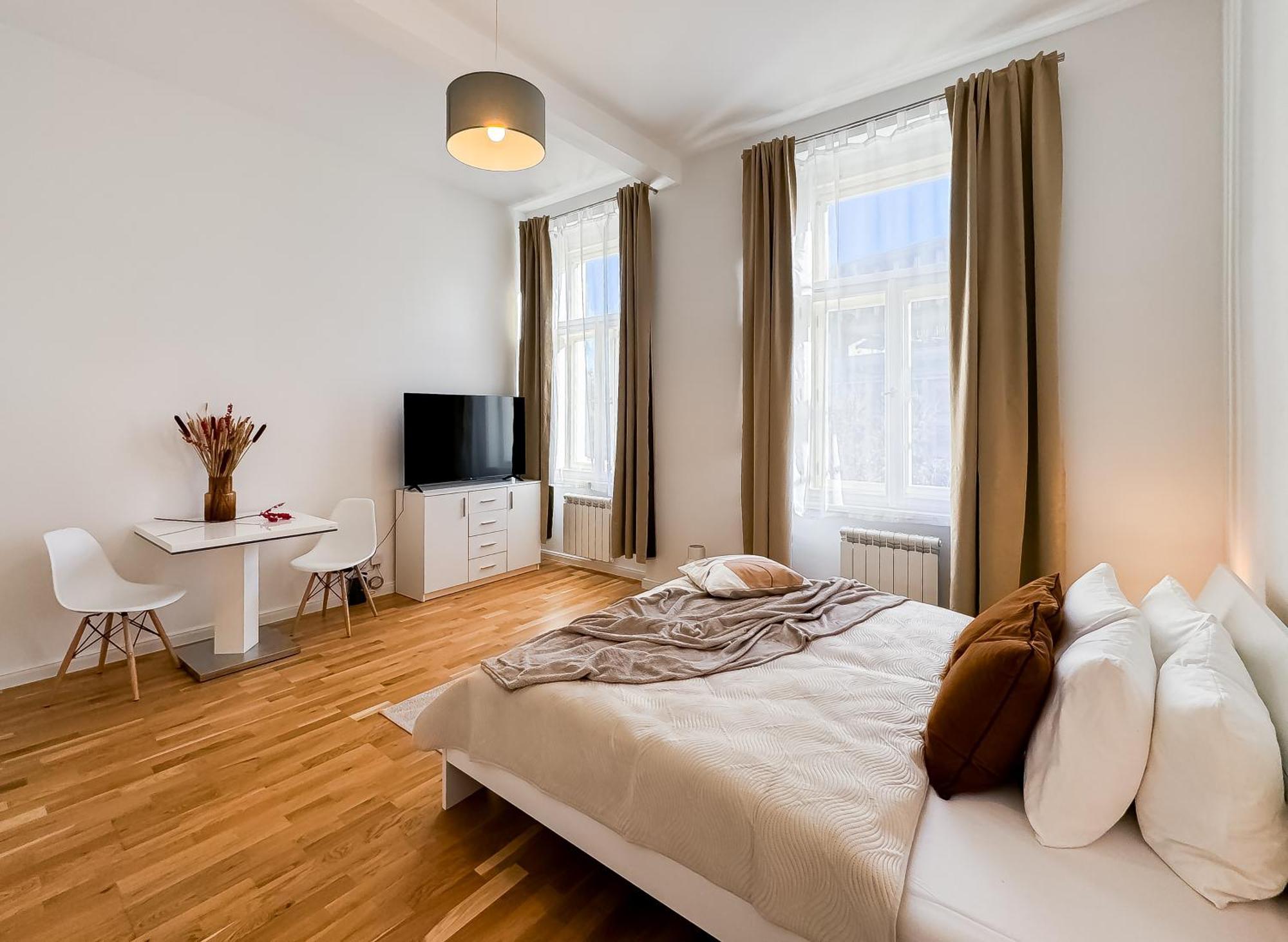 Turnkey I Wenceslas Square Apartments Praag Buitenkant foto