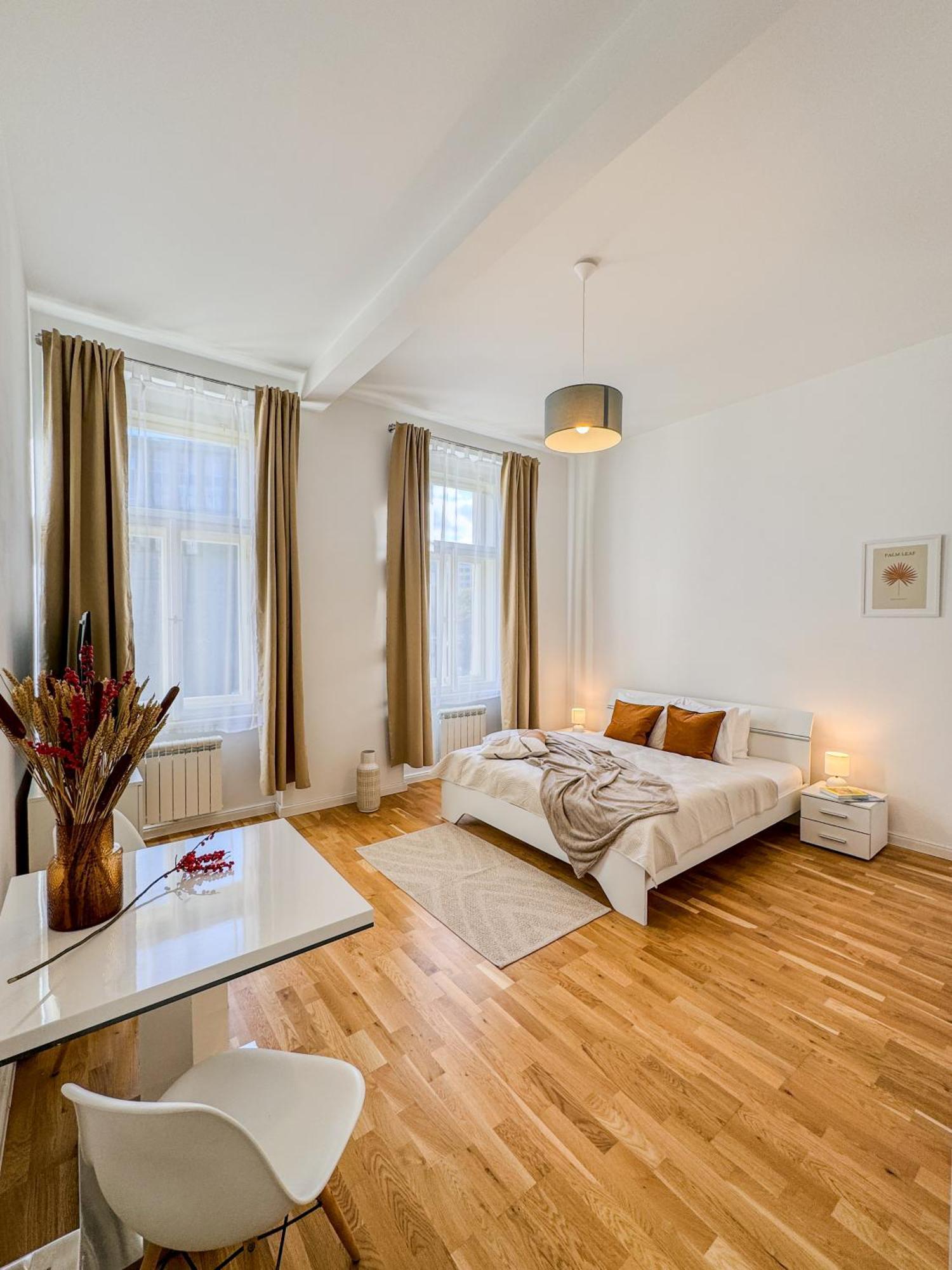 Turnkey I Wenceslas Square Apartments Praag Buitenkant foto